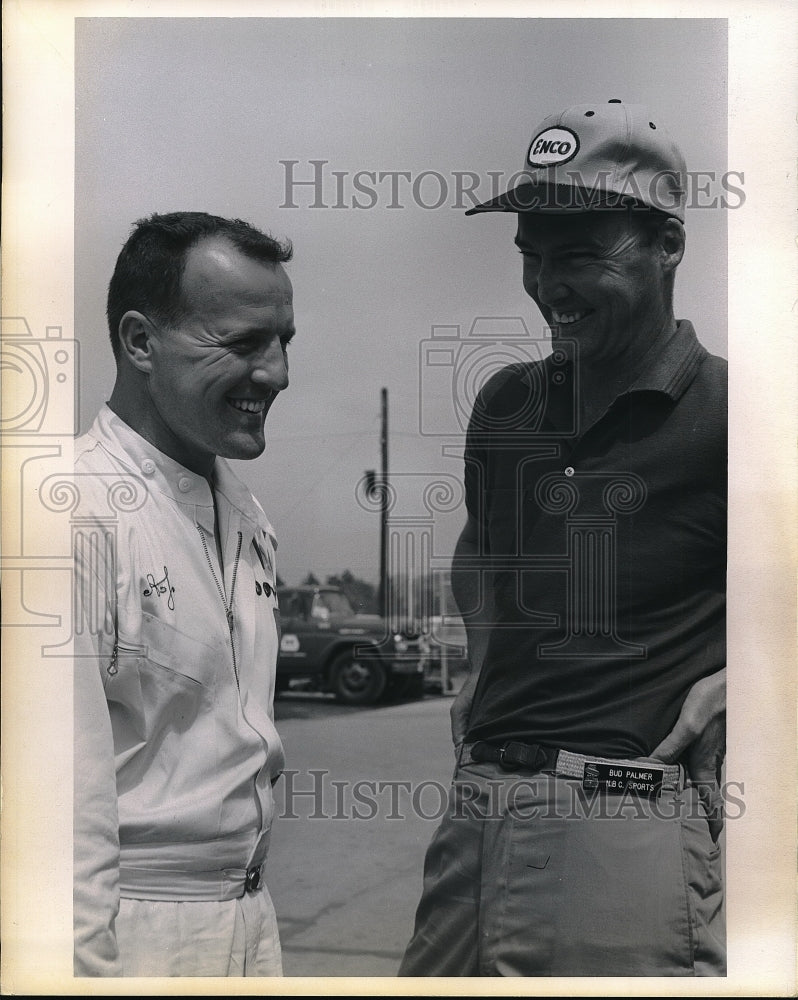 1964 AJ Foyt Auto Club racing champion with sportscaster Bud Palmer - Historic Images