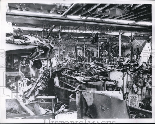 1938 Press Photo S& S tru Value store destroyed by tornado in Ohio - neb48574 - Historic Images