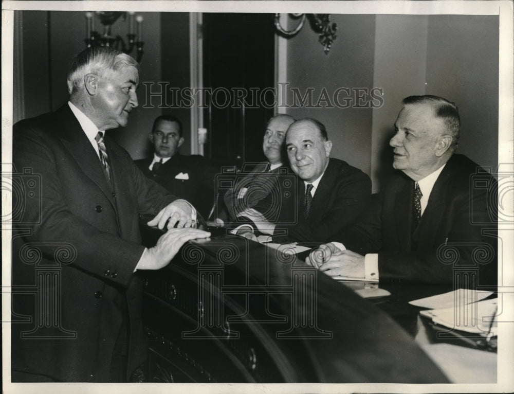 1935 Jesse Jones of Reconstruction Finance Corp. asks for extension - Historic Images
