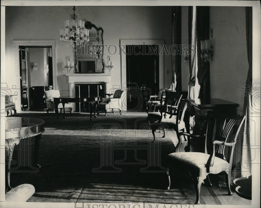 1931 D.C. quarters for Japanese Amb. Debuchi-Historic Images