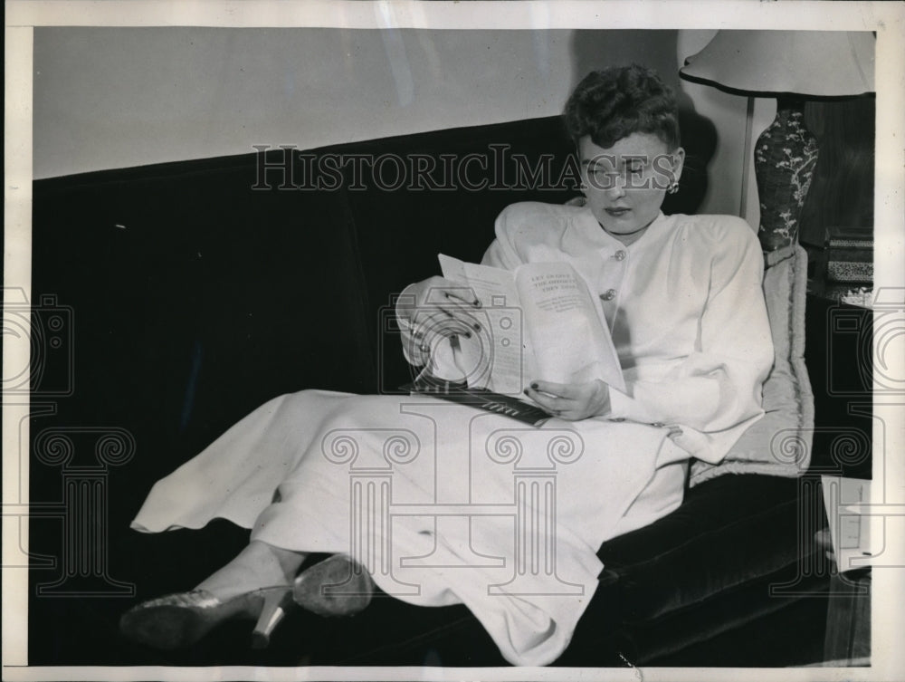 1947 Press Photo Albany, NY Mrs Janet Hill Gordon, US Senator - neb48792 - Historic Images