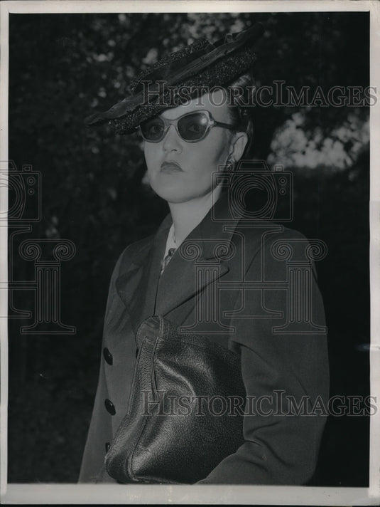 1947 Press Photo Mrs. Else M. Gerald of Chicago - neb49779-Historic Images