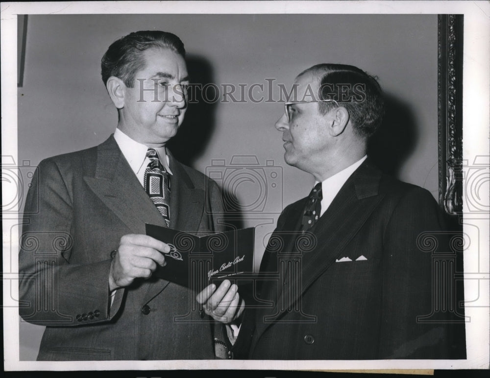 1947 Atty Gen Tom Clark, Rbt Bowman, pres of C&amp;O RR - Historic Images