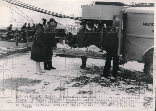 1948 Press Photo Kodiak, Alaska rescue of ship Spencer victim to Navy ambulance - Historic Images