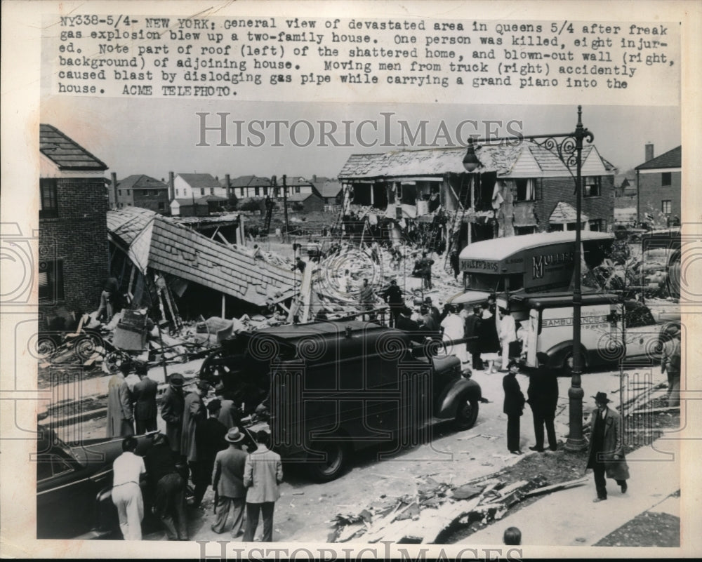 1949 Devastated area in Queens after explosion blew up house - Historic Images