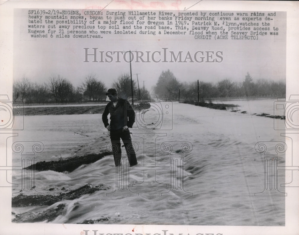 1949 EAugene, Oregon flooding Wollamette River from snow mely - Historic Images