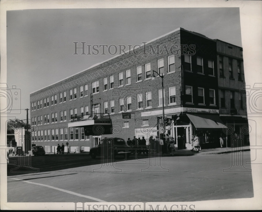 1945 Press Photo Watkins Hotel on Court House Square - neb50549-Historic Images