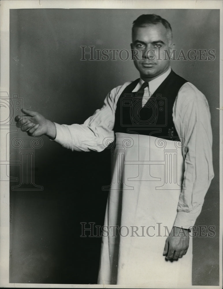 1933 Press Photo Ralph Vince - neb50865 - Historic Images