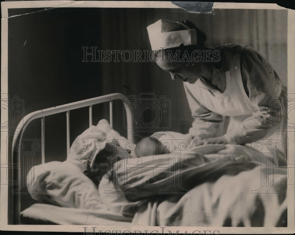 1929 Booth Memorial Hospital babies born  - Historic Images