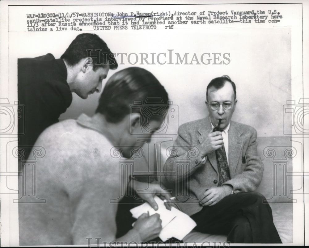 1957 Press Photo D.C. John Hagen,Project Vanguard,at Naval Research Labs - Historic Images