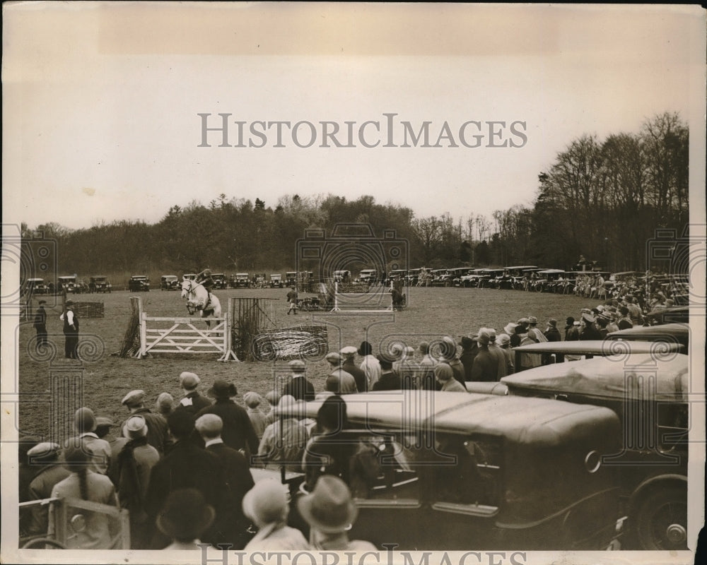 1930 Press Photo Hunt Gymkana horse show at Basingstoke - Historic Images