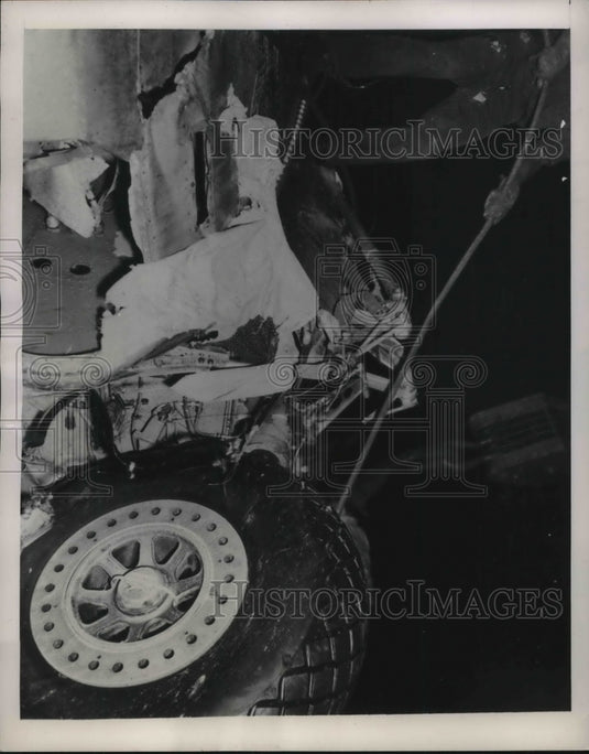 1949 Press Photo Wreckage San Juan Puerto Rico Strato Freight service - Historic Images