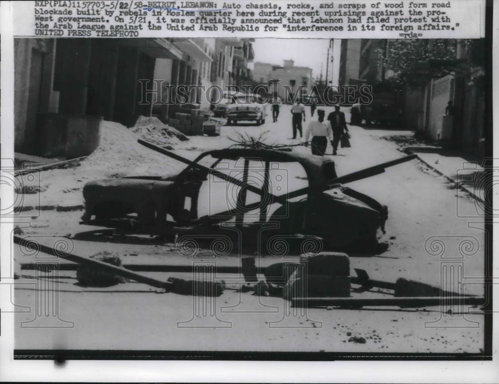 1958 Press Photo Remains of blockade built by Lebanese rebels in Beirut - Historic Images