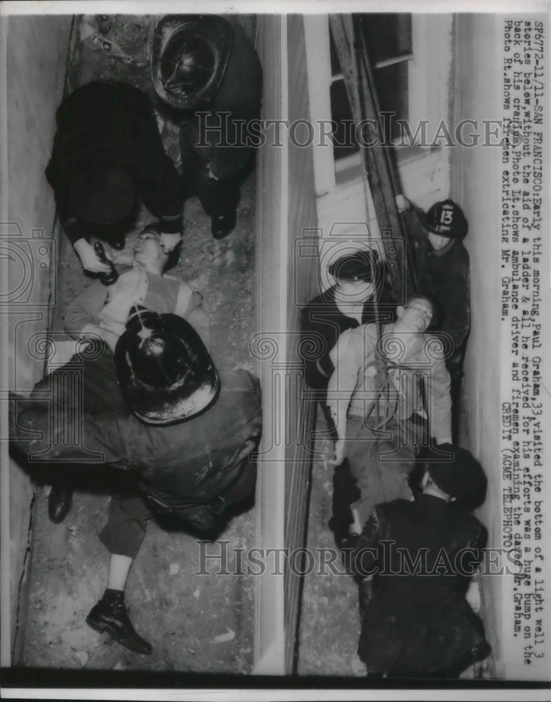 1950 Press Photo Dr. Paul Graham Being Extricated from Well in San Francisco - Historic Images