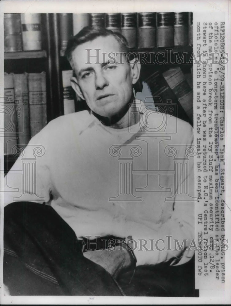 1959 Press Photo Raleigh, N.C. Convict Charles Stewart leader of Prison break - Historic Images