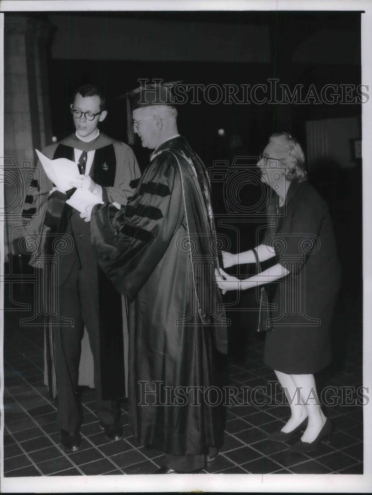 1961 Press Photo, Mrs Clossom Porte, Univ of Chicago, Dr Geo Beadle,Ashenhurst - Historic Images