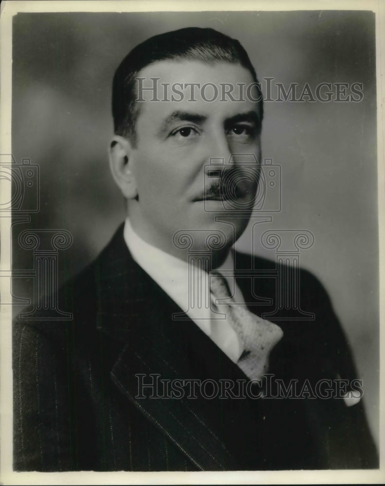 1935 Press Photo Harold Bates, asst director od Dodge truck sales for Chrysler - Historic Images