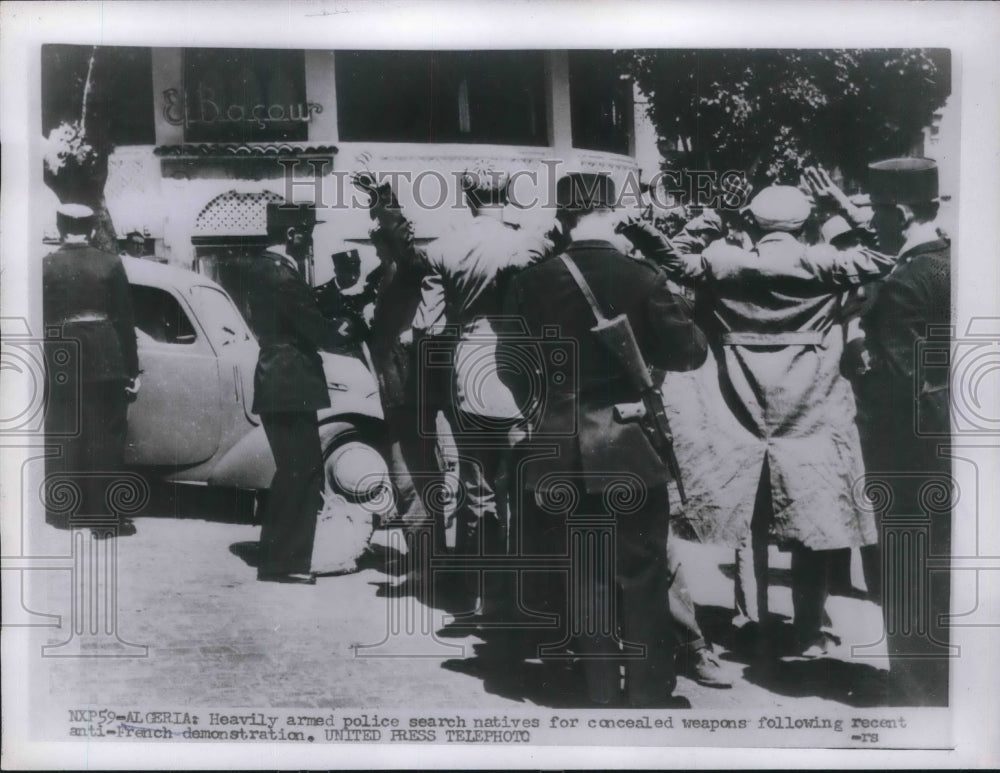 Press Photo Algerian Police Search Natives For Weapons After Ant- French - Historic Images