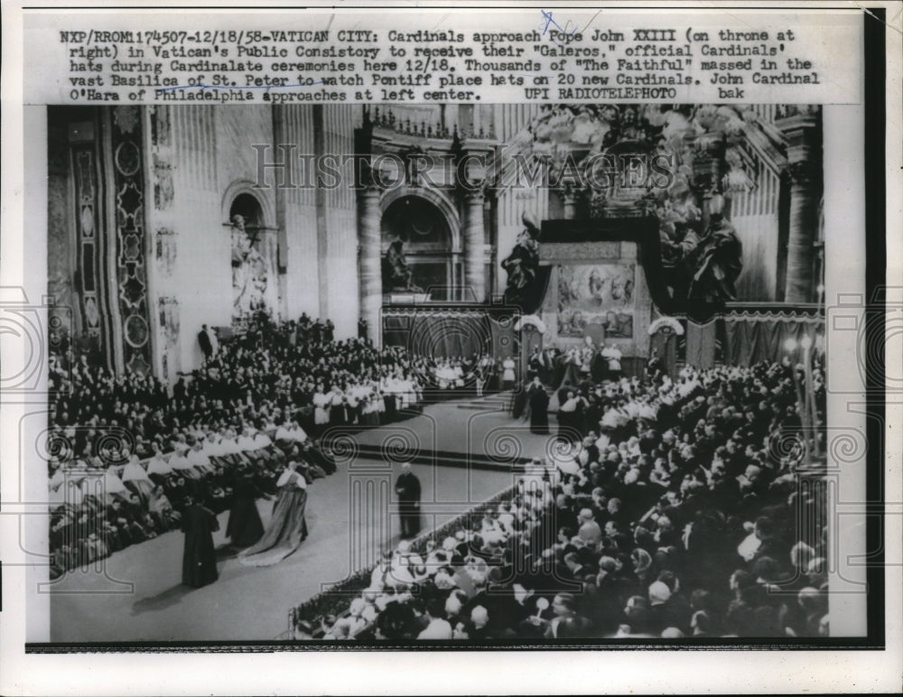 1958 Press Photo Cardinals &amp; Pope John XXIII at Vatican&#39;s public Conservatory - Historic Images