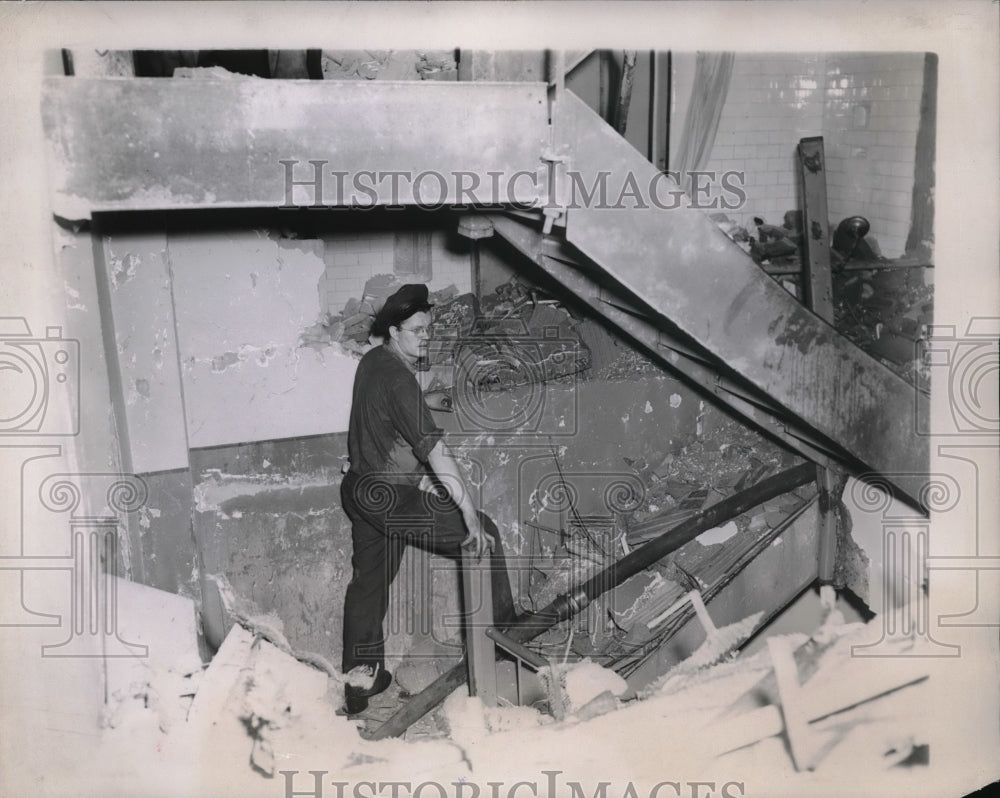 1945 Explosion New York apartments - Historic Images