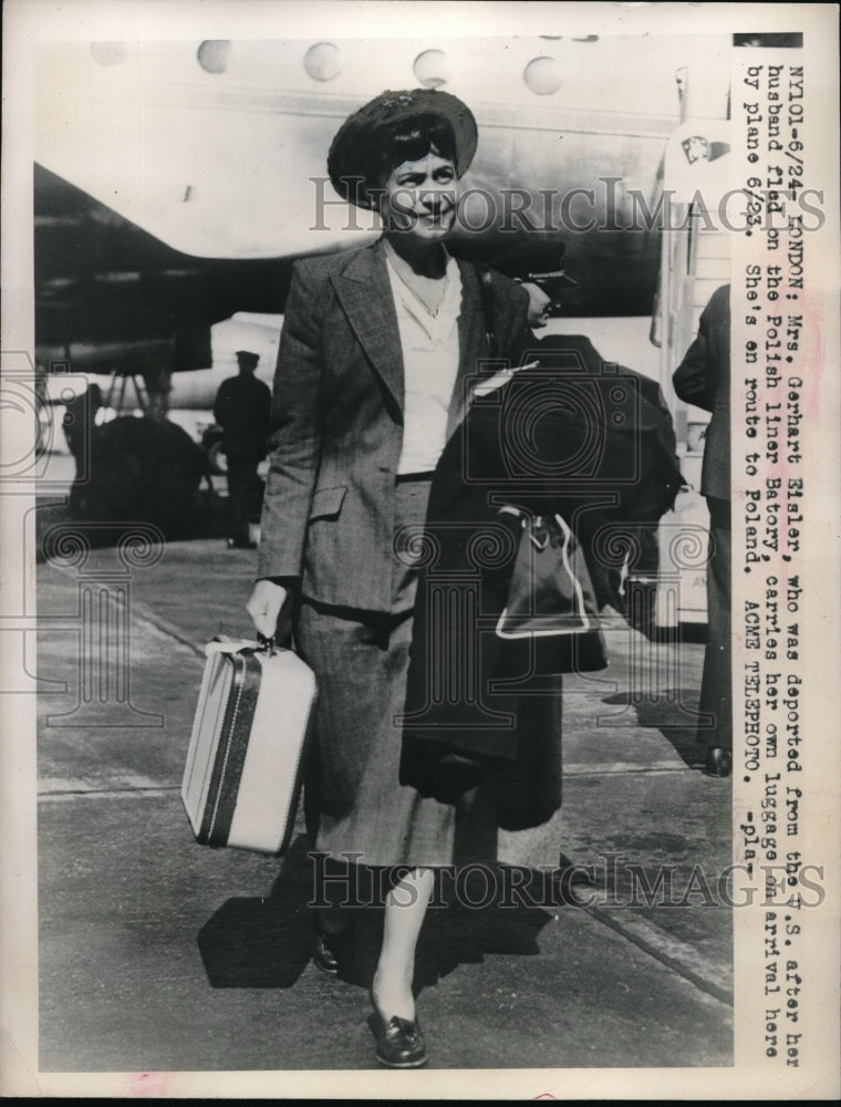 1949 Press Photo Mrs. Gerhart Eisler Arrives in London After Imported By U.S.-Historic Images