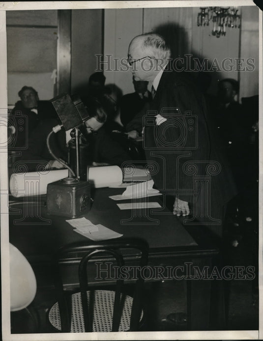 1933 Congressman James M Beck of Pa. at Senate Judiciary Comm. - Historic Images