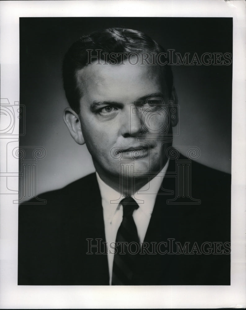 1961 Press Photo Richard F. Dorrell of U.S. Steel Corporation-Historic Images