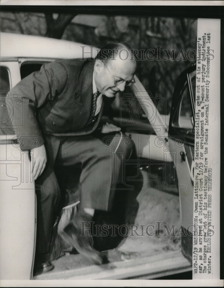 1952 Press Photo Wash.D.C. Owen Lattimore, Far Eastern expert at Senate-Historic Images