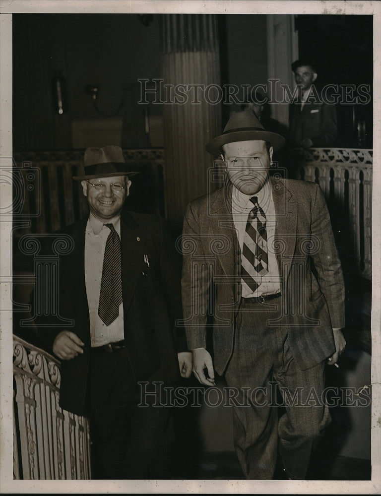 1938 Press Photo Two Officials in Union of striking Truck Drivers and Owners. - Historic Images