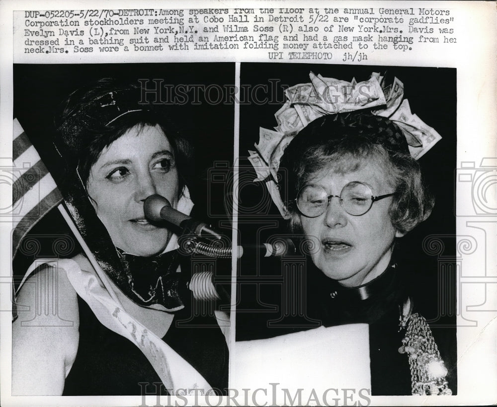 1970 Press Photo Detroit, GM stockholders meeting, Eve Davis, Wilma Soss-Historic Images