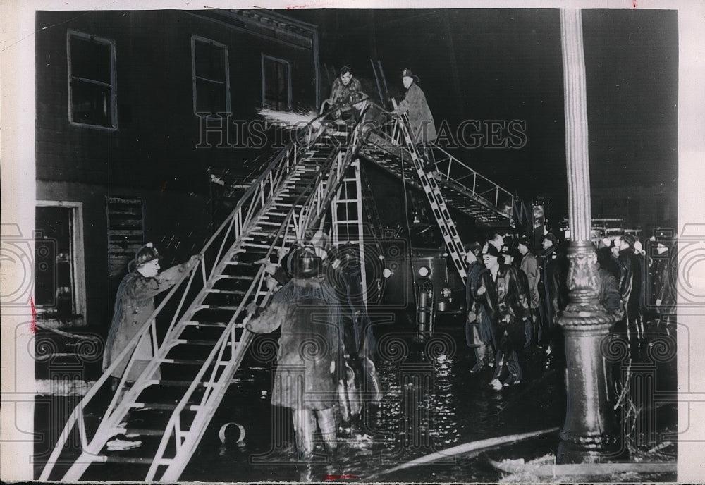 1954 NY Firemen Use Torch To Separate Double Ladder Bent To Prop-Historic Images