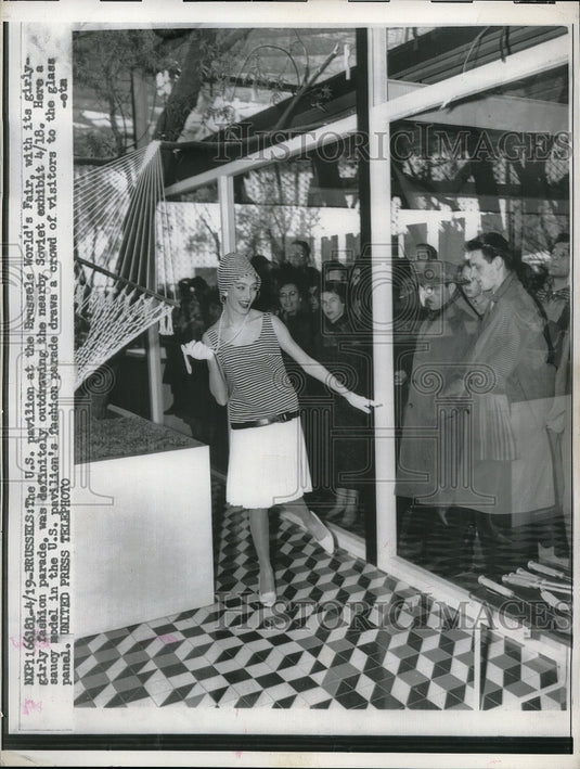 1958 US Pavilion At Brussels World's Fair Model Walks-Historic Images