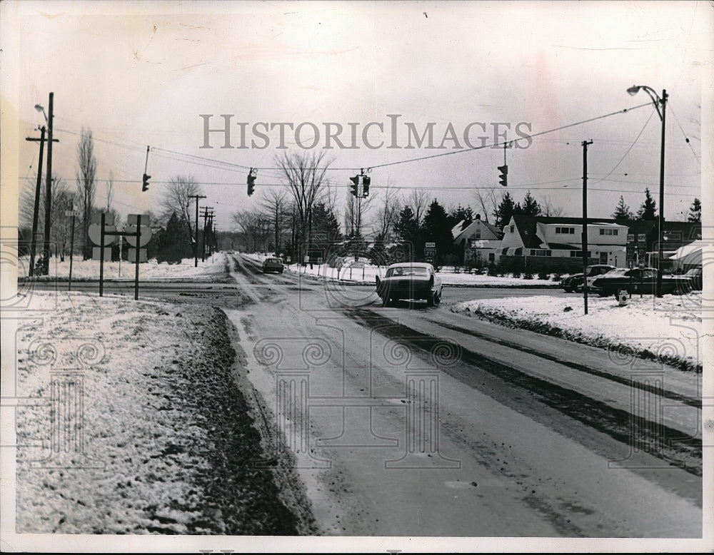 1964 Outerbelt Rd at Cedar exit in Cleveland, Ohio-Historic Images