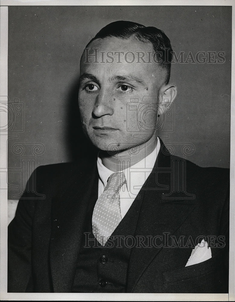 1934 Mr Walter Auloff - Historic Images