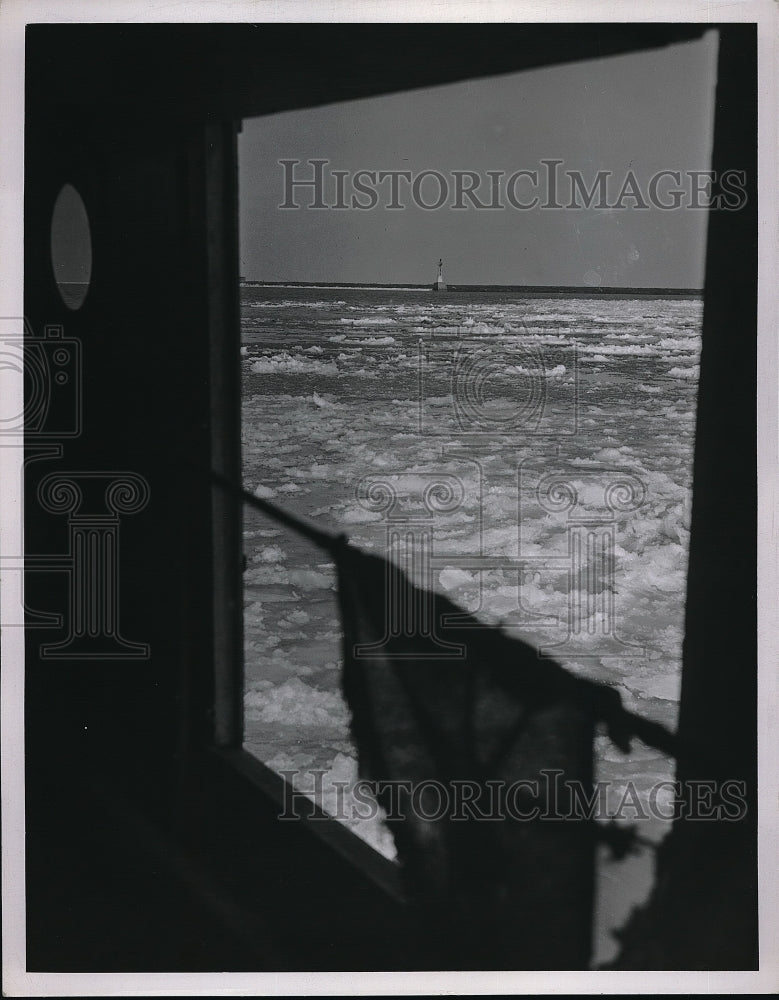 Lake Erie as seen from a fishing boat (Sandra June) - Historic Images