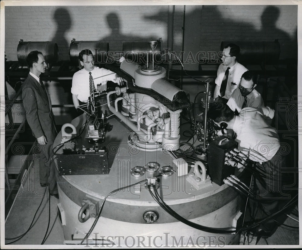 1950 Scientists Work On 300,000,000 Volt Synchrotron-Historic Images