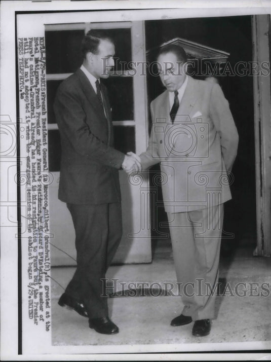 1955 Press Photo Gilbert Grandval Greeted by Biscard D'Estaing - Historic Images