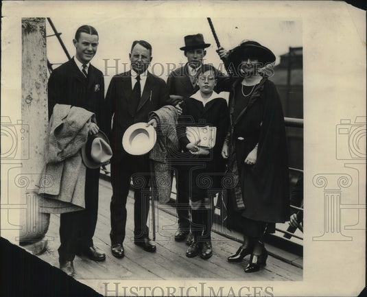 1922 Ran for Pres Ohio Gov James Cox & family sailing to France-Historic Images