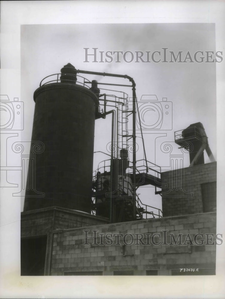 1948 Press Photo The Glenn L. Martin Company Chemical Plant near Fainesville, OH - Historic Images