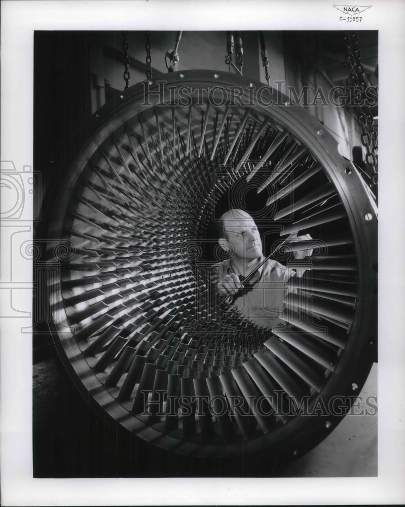 1954 Press Photo NACA Technician checks Jet Engine Compressor - Historic Images