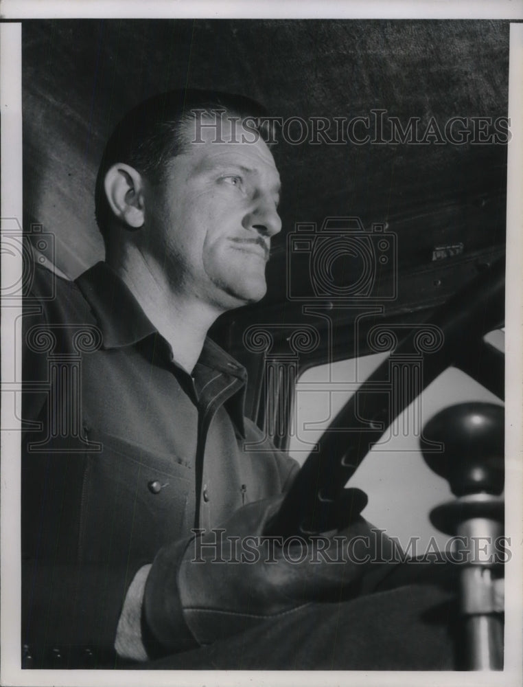 1950 Press Photo Albert Winters Wins National Safety Council Miles Per Accident-Historic Images