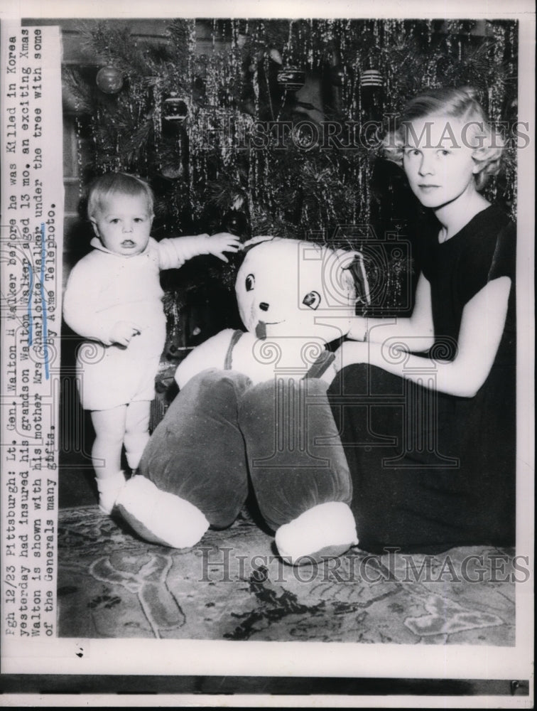 1951 Press Photo Pittsburgh, Pa Mrs Charlotte walker & son as dad is killed - Historic Images
