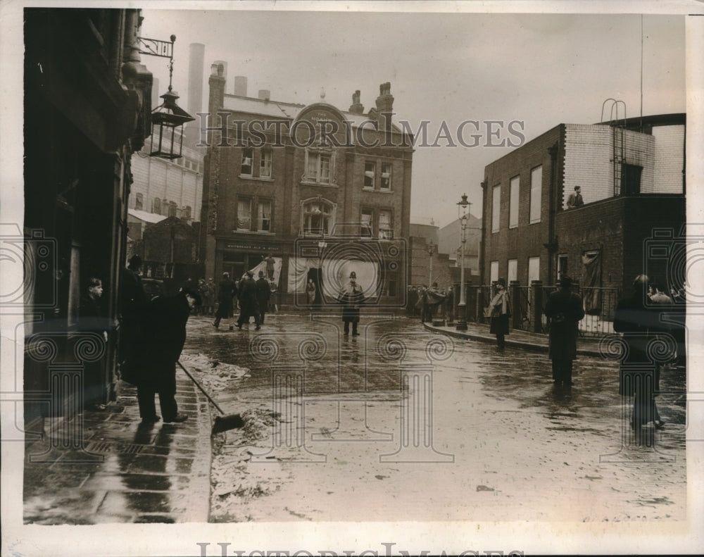 1939 Power station in Bankside, London explosion of a bomb - Historic Images