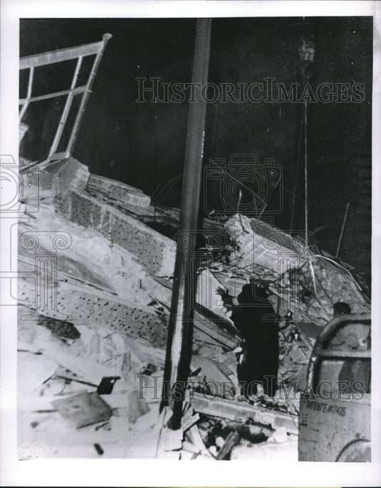 1957 Press Photo Mexico City Earthquake-Historic Images