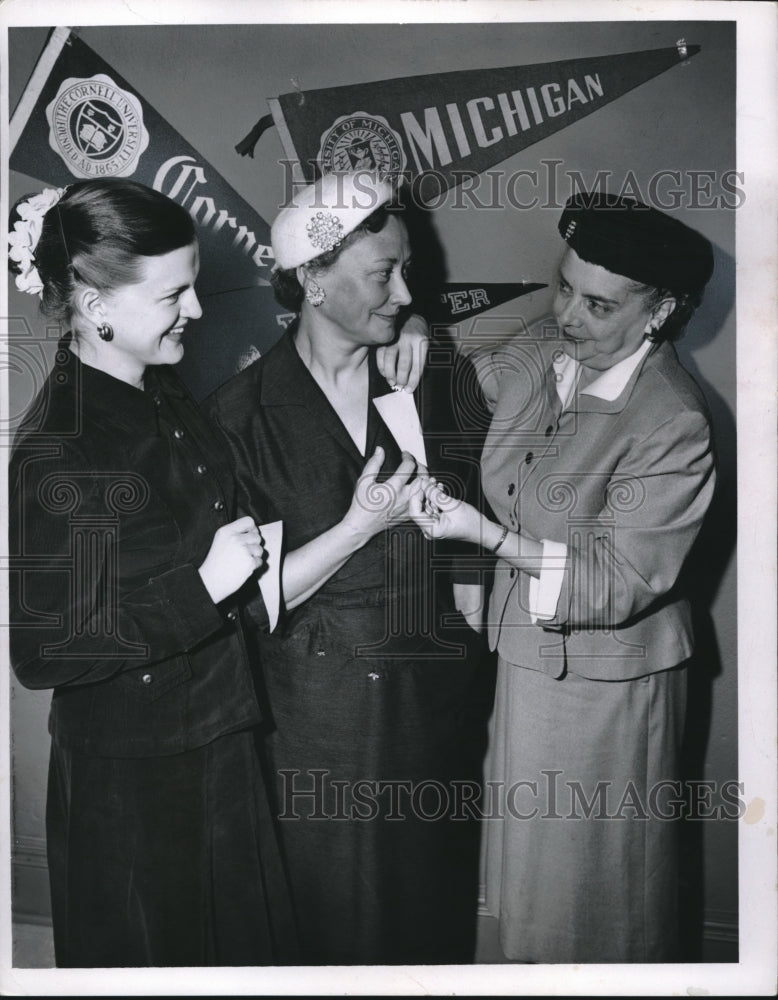 1956 Press Photo Mrs. Joseph P. Warren, Mrs. Frank Celeste, Mrs. Ben Dobben - Historic Images