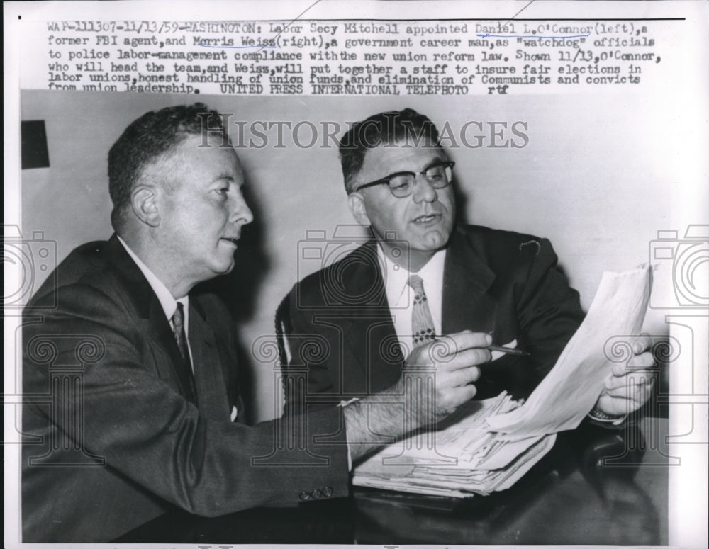 1959 Press Photo Daniel L. O'Connor and Morris Wiesz Police Labor-Management - Historic Images