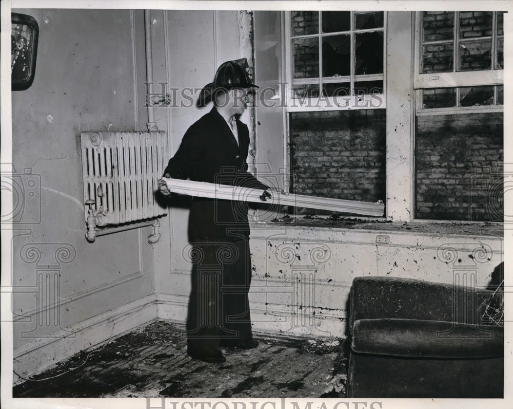 1944 Press Photo A bazooka shell exploded in apartment injuring 6 children - Historic Images