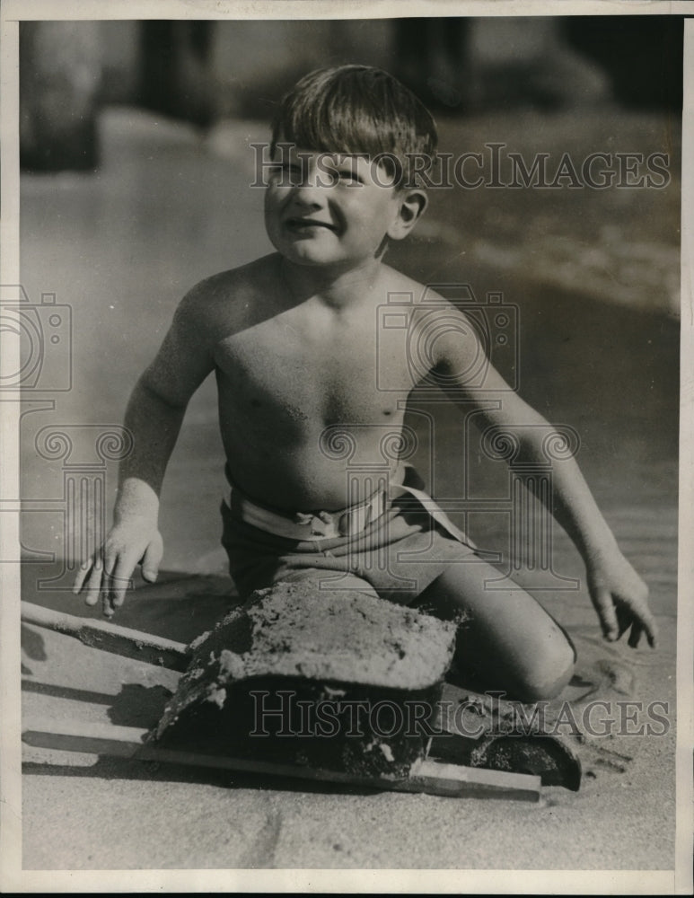 1932 Press Photo William English Jr. of NY vacationing at Miami Beach - Historic Images