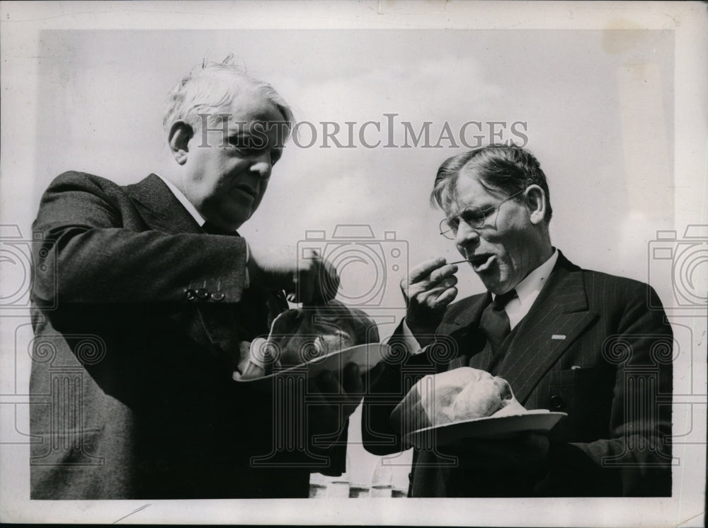 1938 Press Photo Philadelphia, Sen. James J Davis &amp; Arthur James campaign-Historic Images