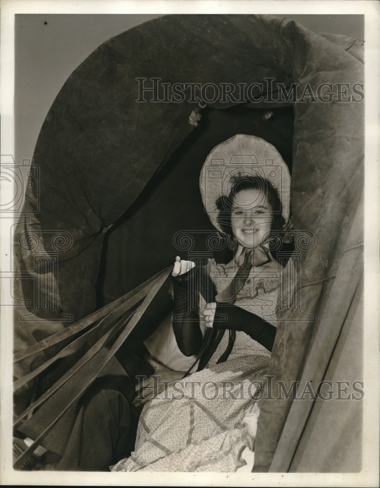 1938 Dorritie Rides In Horse & Buggy  - Historic Images